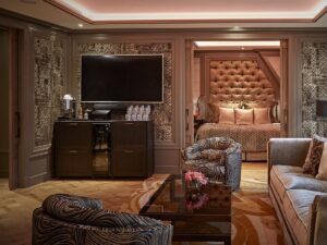 TaT in Hotel TwentySeven, Nederland