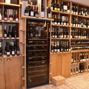 CHAMP-L in een wijnhandel